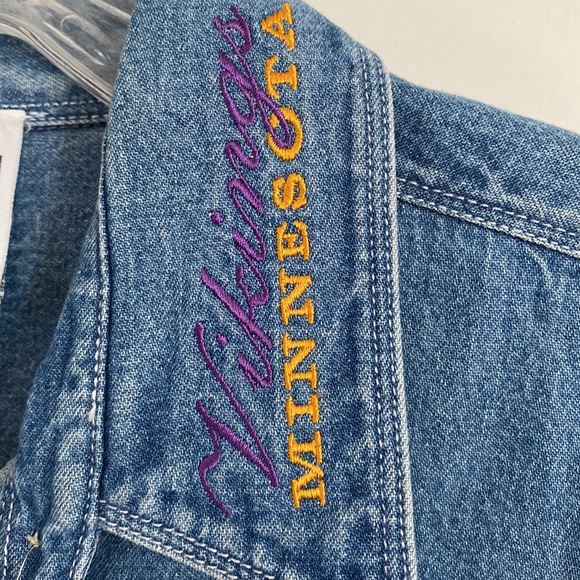 Riders for Women Minnesota Vikings Denim Dress Shirt Size L Embroidered Logos - Picture 4 of 6